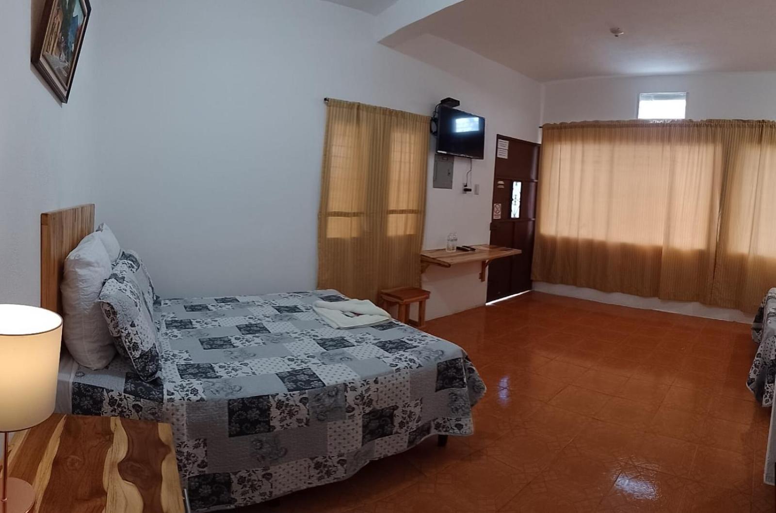 Apartamentos Mundo Maya Habitaciones Flores Luaran gambar